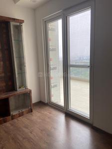 Bedroom Image of 2250 Sq.ft 3 BHK Apartment / Flat for rent in Prateek Edifice, Sector 107 Noida for Rs. 42000