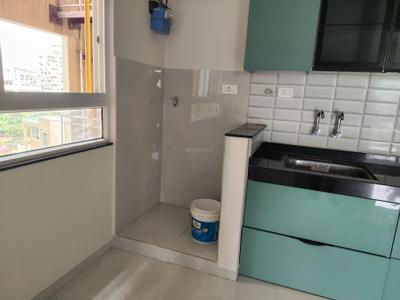 Kitchen Image of 950 Sq.ft 2 BHK Apartment / Flat for rent in Nyati Exuberance, Mohammed Wadi Pune for Rs. 25000