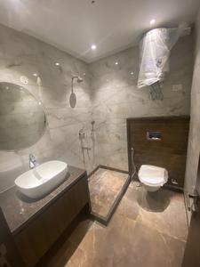 Bathroom Image of 9000 Sq.ft 12 BHK Independent House for sale in Sector 42 Gurgaon for Rs. 127000000