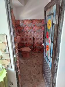 Bathroom Image of 750 Sq.ft 2 BHK Apartment / Flat for sale in Chandannagar Hooghly for Rs. 2700000
