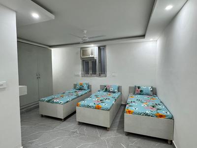 Bedroom Image of Tyagi pg in Sector 65, Gurgaon