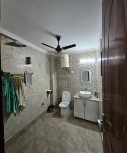 Bathroom Image of 1350 Sq.ft 3 BHK Apartment / Flat for sale in Freedom Fighters Enclave New Delhi for Rs. 12500000