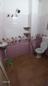 Bathroom Image of 1320 Sq.ft 3 BHK Apartment / Flat for sale in Beliaghata Kolkata for Rs. 4900000
