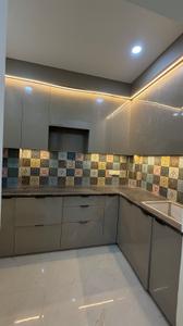 Kitchen Image of 1675 Sq.ft 4 BHK Builder Floor for sale in Sector 73 Noida for Rs. 7150000