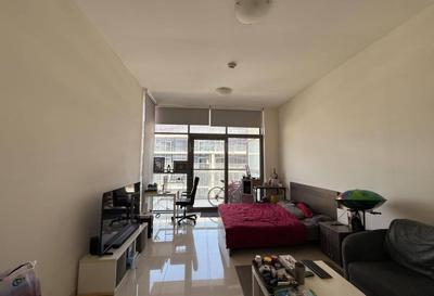 Hall Image of 451 Sq.ft Studio Apartment / Flat for sale in Mudon Dubai for Rs. 18200000