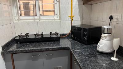 Kitchen Image of 650 Sq.ft 1 BHK Independent House for rent in HSR Layout Bengaluru for Rs. 30000