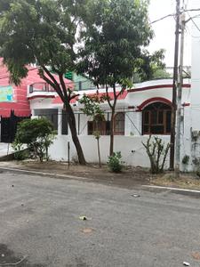 Image of 2400 Sq.ft 3.5 BHK Independent House for rent in  Ravindra Garden, Aliganj, Lucknow for Rs. 40000