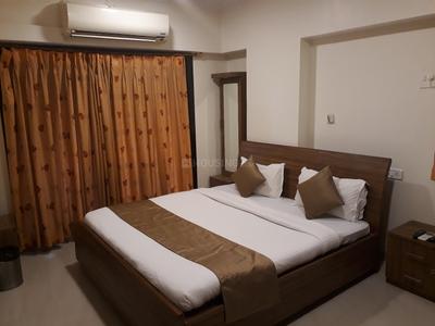 4 BHK Flat