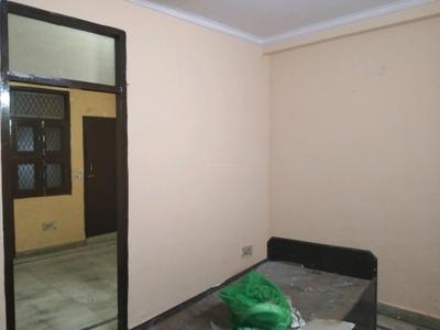Living Room Image of 450 Sq.ft 2 BHK Builder Floor for rent in Mayur Vihar Phase 1 New Delhi for Rs. 16000