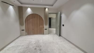 Bedroom Image of 2970 Sq.ft 4 BHK Builder Floor for sale in Model Town New Delhi for Rs. 58000000