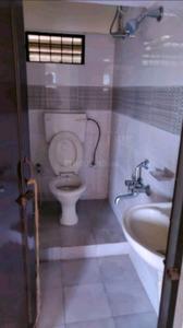 Bathroom Image of 400 Sq.ft 1 BHK Independent House for rent in Electronic City Bengaluru for Rs. 10000