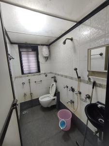 Bathroom Image of 1700 Sq.ft 4 BHK Apartment / Flat for sale in Kandivali West Mumbai for Rs. 32499999