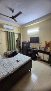 1 RK Independent Builder Floor