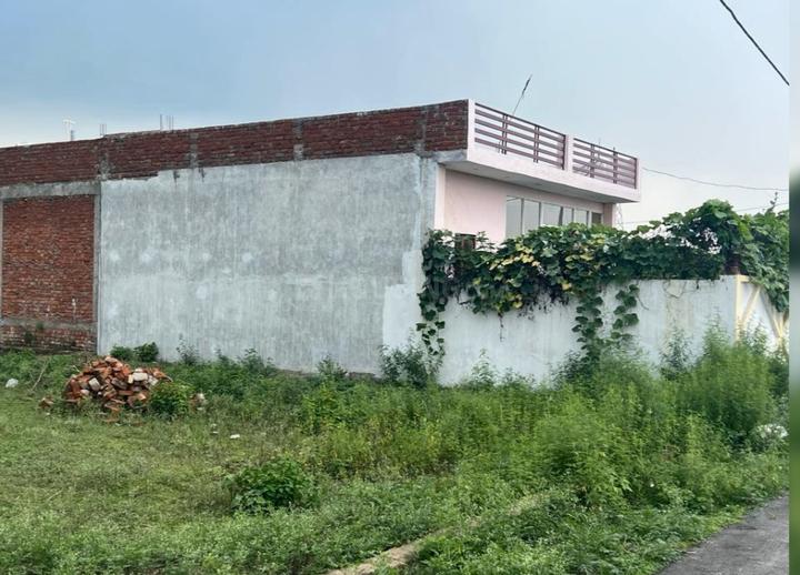 Residential 1000 Sqft Plot for sale at Vrindavan Yojana, Lucknow