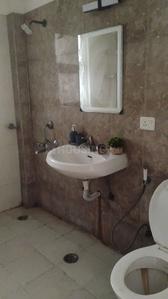 Image of 1400 Sq.ft 2.5 BHK Apartment / Flat for rent in Kingswood Court, Crossings Republik, Ghaziabad for Rs. 22000
