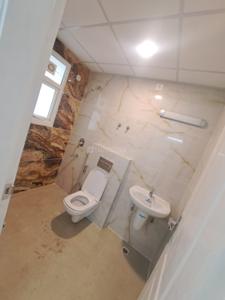 Bathroom Image of 1540 Sq.ft 3 BHK Apartment / Flat for rent in Omaxe The Palace, Gomti Nagar Lucknow for Rs. 35000