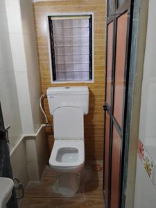 Bathroom Image of 700 Sq.ft 1.5 BHK Apartment / Flat for sale in Dombivli East Thane for Rs. 4500000
