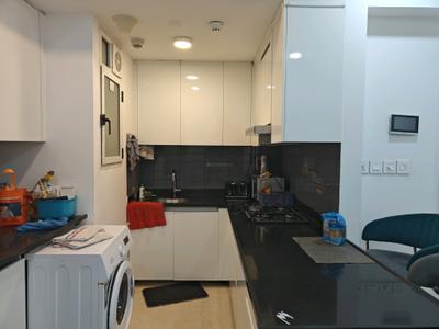 Kitchen Image of 925 Sq.ft 2 BHK Apartment / Flat for sale in Lodha New Cuffe Parade Estrella, Sion Mumbai for Rs. 28700000