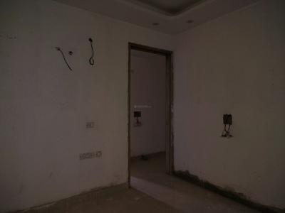 Bedroom Image of 800 Sq.ft 2 BHK Builder Floor for sale in Freedom Fighters Enclave New Delhi for Rs. 6000000