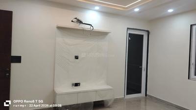 Bedroom Image of 1125 Sq.ft 3 BHK Builder Floor for rent in Anand Vihar New Delhi for Rs. 50000