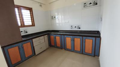 Kitchen Image of 1000 Sq.ft 2 BHK Builder Floor for rent in Mahadevapura Bengaluru for Rs. 43000