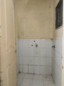 Common Bathroom Two Image of 360 Sq.ft 1 BHK Apartment / Flat for rent in Saptarshi Towers, Kandivali West Mumbai for Rs. 22000