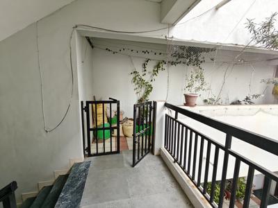 Balcony Image of 1850 Sq.ft 3 BHK Apartment / Flat for sale in Ambawadi Ahmedabad for Rs. 15000000