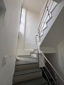 Staircase Image of 2101 Sq.ft 3 BHK Apartment / Flat for sale in Bhayli Vadodara for Rs. 9500000