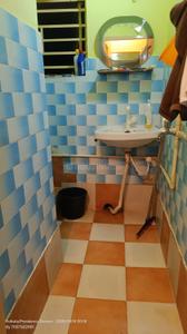 Bedroom Image of 800 Sq.ft 2 BHK Apartment / Flat for rent in Paschim Putiary Kolkata for Rs. 11500