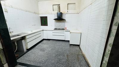 Kitchen Image of 1373 Sq.ft 9 BHK Independent House for sale in Talkatora Lucknow for Rs. 8100000