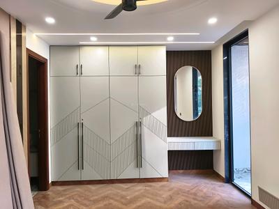 Bedroom Image of 1850 Sq.ft 3 BHK Apartment / Flat for sale in Jalvayu Tower, Sector 56 Gurgaon for Rs. 27200000