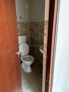 Bathroom Image of 834 Sq.ft 2 BHK Apartment / Flat for sale in Naman Homes, Dhoomanganj Allahabad for Rs. 9000000