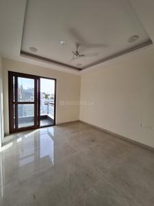 Bedroom Image of 2358 Sq.ft 4 BHK Builder Floor for sale in Preet Vihar New Delhi for Rs. 52500000