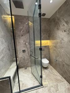 Bathroom Image of 4500 Sq.ft 4 BHK Builder Floor for sale in South Extension II New Delhi for Rs. 160000000
