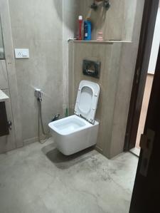 Bathroom Image of 1450 Sq.ft 2 BHK Independent House for rent in Sector 36 Noida for Rs. 35000