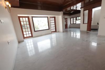 Hall Image of 5000 Sq.ft 3 BHK Independent House for rent in New Friends Colony New Delhi for Rs. 800000