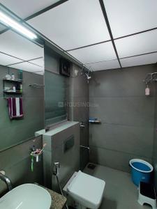 Bathroom Image of 1600 Sq.ft 3 BHK Apartment / Flat for rent in F5 Mount Unique, Baner Pune for Rs. 85000
