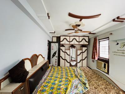 Bedroom Image of 1766 Sq.ft 3 BHK Apartment / Flat for rent in Shivalik Sachin Tower, Shyamal Ahmedabad for Rs. 32000