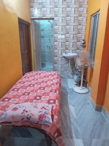 Bedroom Image of 250 Sq.ft 1 RK Apartment / Flat for rent in Kankurgachi Kolkata for Rs. 5500