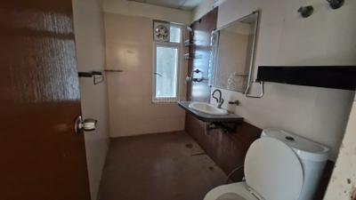 Image of 1850 Sq.ft 3 BHK Apartment / Flat for sale in Mahagun Moderne, Sector 78, Noida for Rs. 29500000
