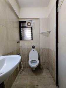 Bathroom Image of 650 Sq.ft 1 BHK Apartment / Flat for sale in Borivali West Mumbai for Rs. 10800000