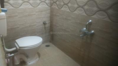 Bathroom Image of 400 Sq.ft 1 BHK Independent House for rent in Koramangala Bengaluru for Rs. 23000