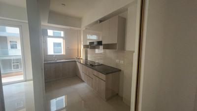 Kitchen Image of 955 Sq.ft 2.5 BHK Apartment / Flat for sale in Smartworld Orchard, Sector 61 Gurgaon for Rs. 16000000