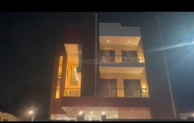 6 BHK Independent House