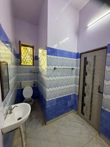 Bathroom Image of 600 Sq.ft 1 BHK Independent House for rent in Palam Extension New Delhi for Rs. 22000