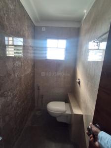 Bathroom Image of 1550 Sq.ft 3 BHK Apartment / Flat for rent in Pratap Nagar Nagpur for Rs. 30000
