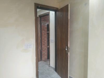 Bedroom Image of 550 Sq.ft 2 BHK Builder Floor for sale in Patparganj New Delhi for Rs. 6500000