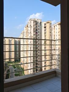 Bedroom Three Image of 1410 Sq.ft 3 BHK Apartment / Flat for sale in Paras Tierea, Sector 137 Noida for Rs. 12600000