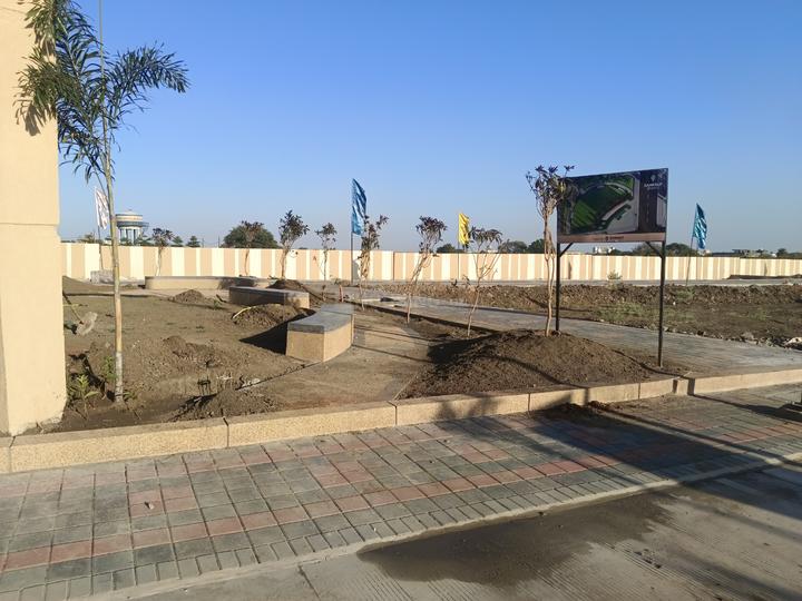 Bada Bangarda Main Image 1