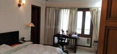 Bedroom Image of 2800 Sq.ft 4 BHK Builder Floor for rent in Vasant Kunj New Delhi for Rs. 75000
